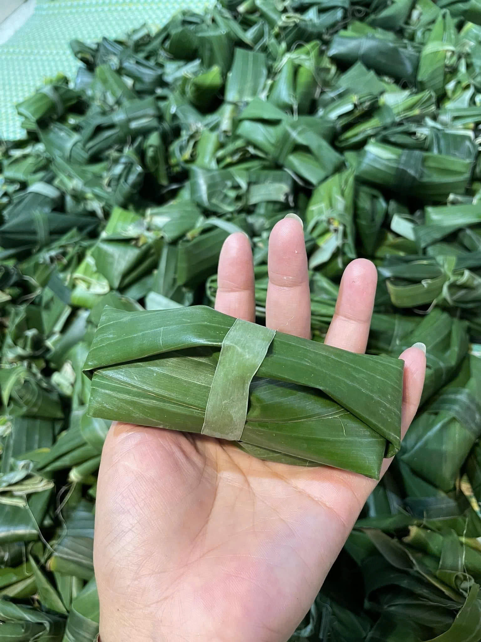 Gói lá chuối thủ công